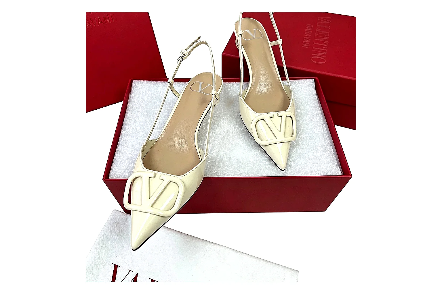 kakoscout.com Valentino Pointed Slingback White comparison signal card six-photo gallery thumbnail 3
