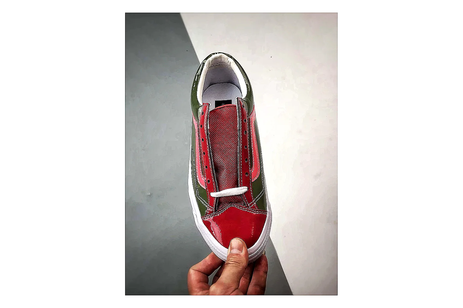 Vans Premium Mixed Sneakers comparison signal image SKU 1182166977 thumbnail 2