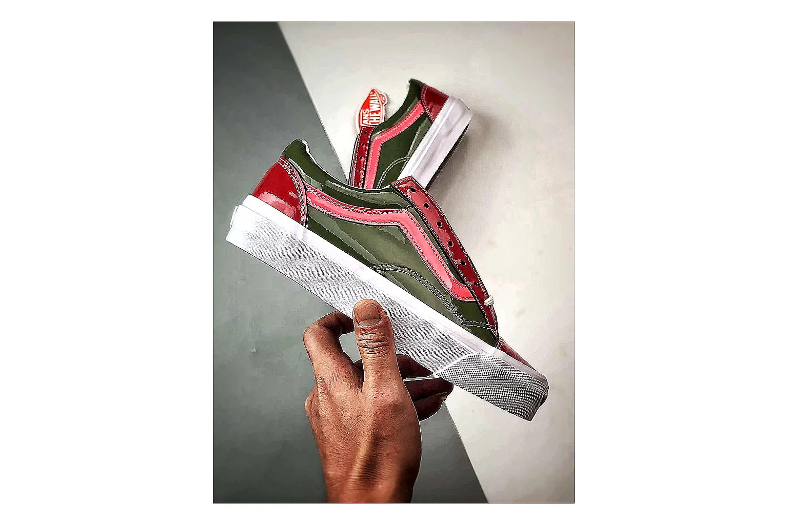 Vans Premium Mixed Sneakers comparison signal image SKU 1182166977 thumbnail 4
