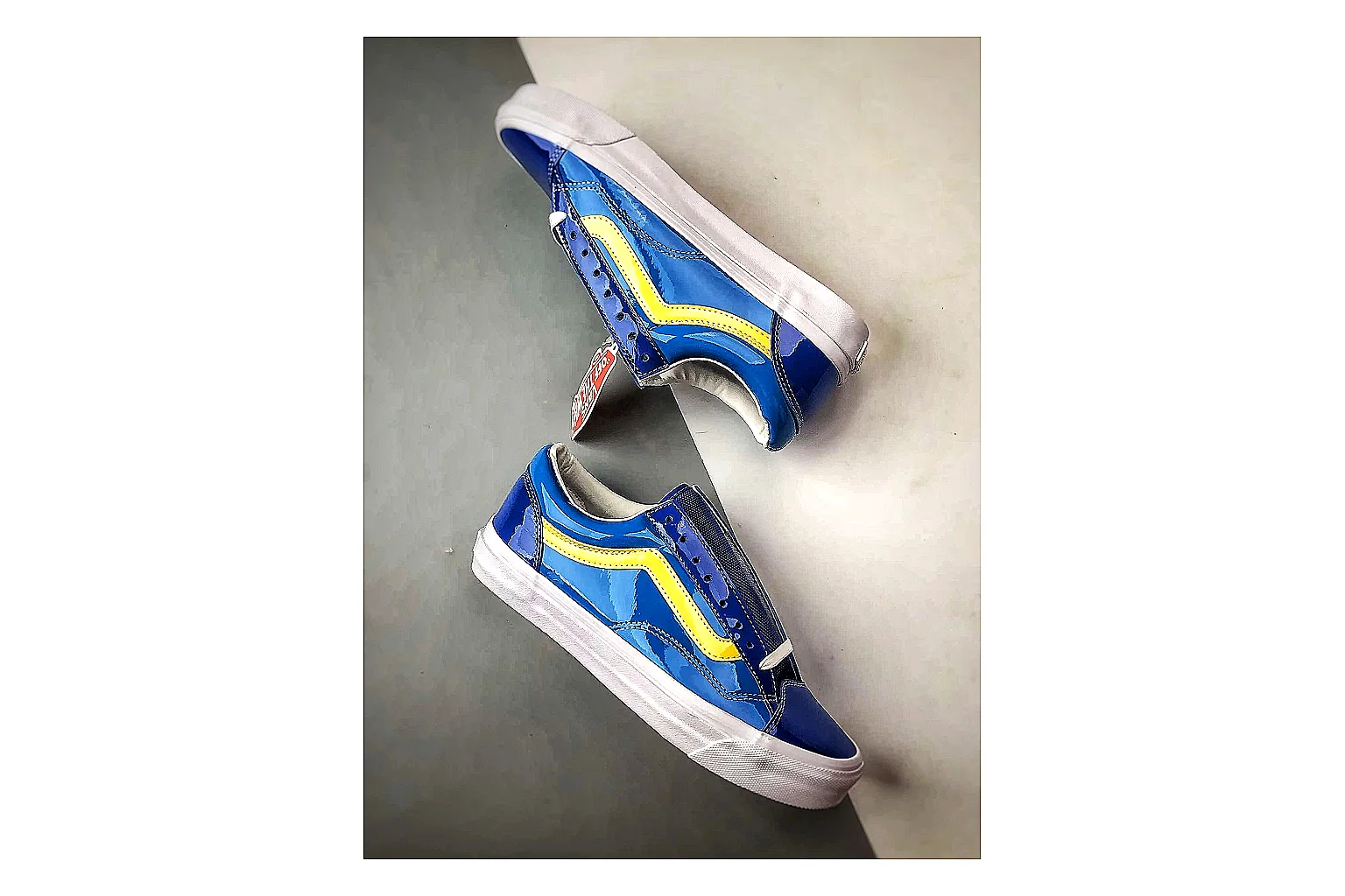 Vans Premium Mixed Sneakers comparison signal image SKU 1182166981 thumbnail 5