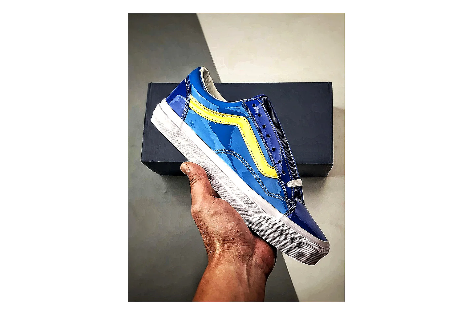 Vans Premium Mixed Sneakers comparison signal image SKU 1182166981 thumbnail 6