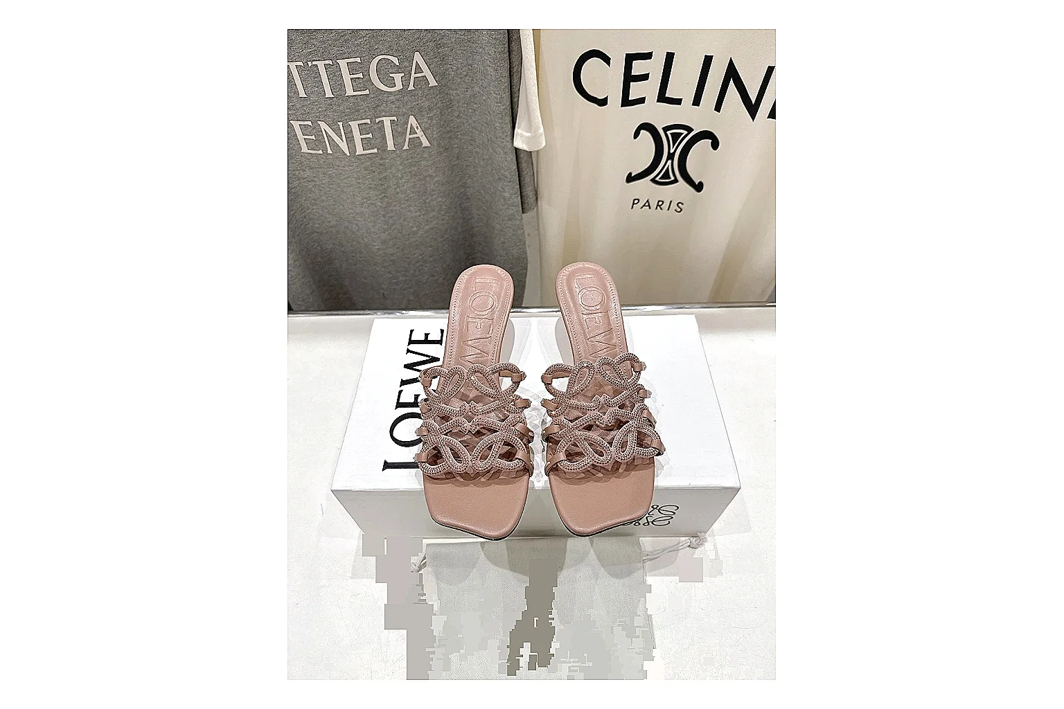 kakoscout.com Pink Woven Mule 0006 Pink mule product image